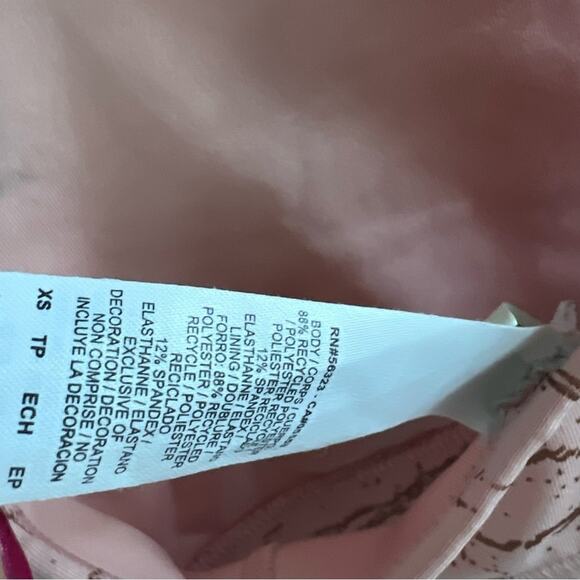 Nike Victory Metallic Pink Rose Gold Sports Bra XS - Picture 4 of 6